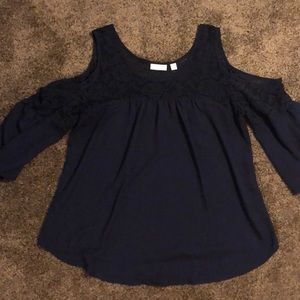 NY & Co. cold shoulder blouse